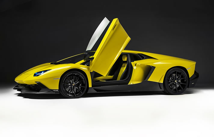 Lamborghini Aventador 